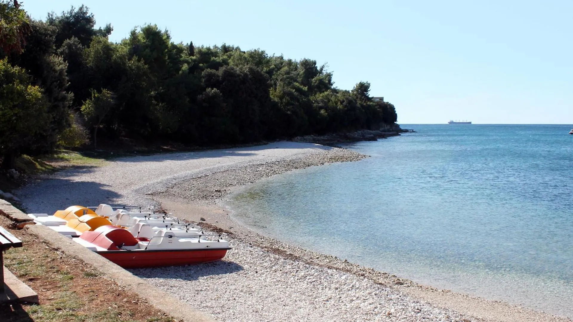 Apartments With Parking Spaces Pula - 23335